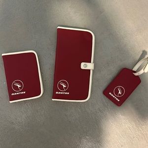 Quantas Airlines Travel set